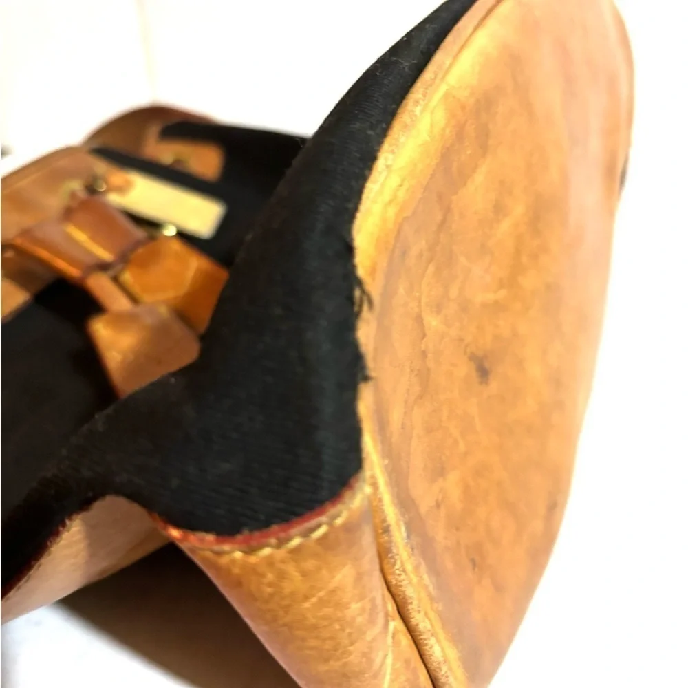 Elegant Black and Brown Bucket Bag